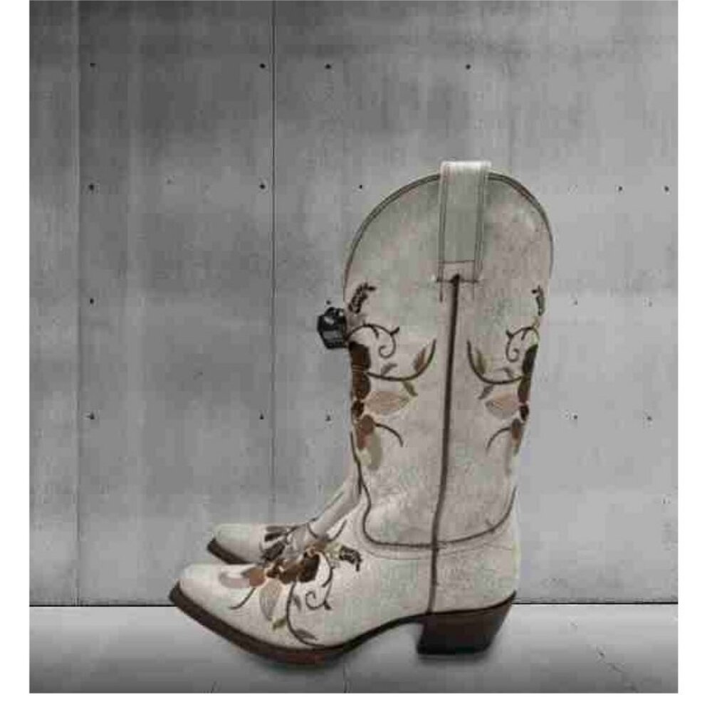 Shyanne Womens White Snip Toe Western Boots